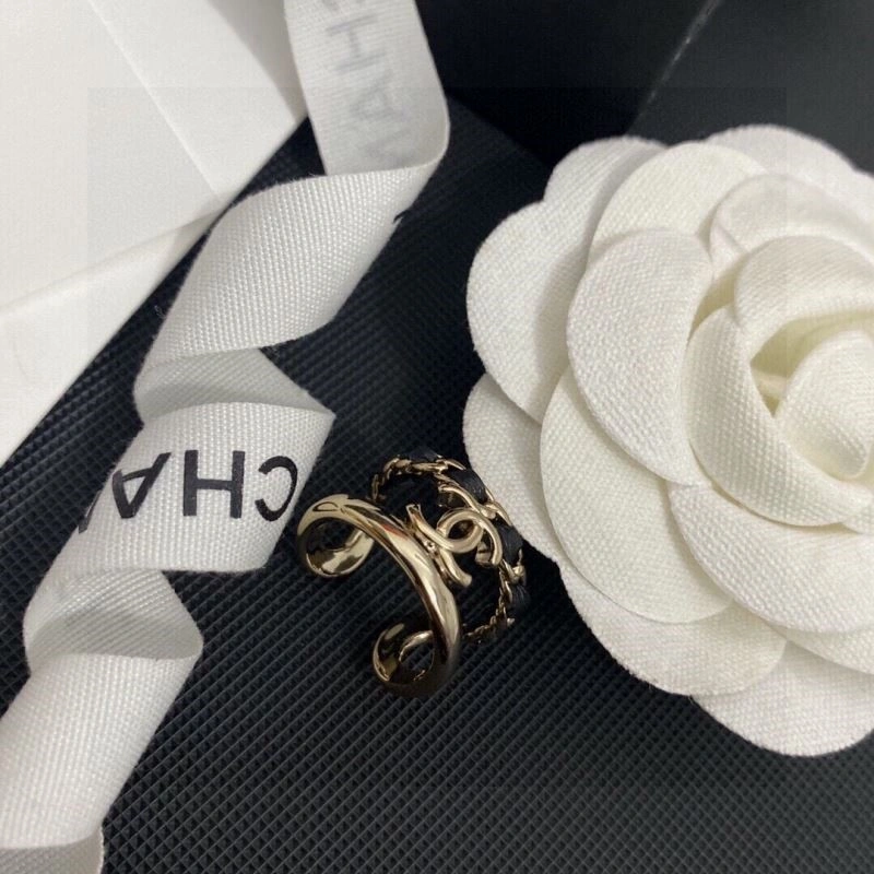 ZipUp Chanel Rings 220512