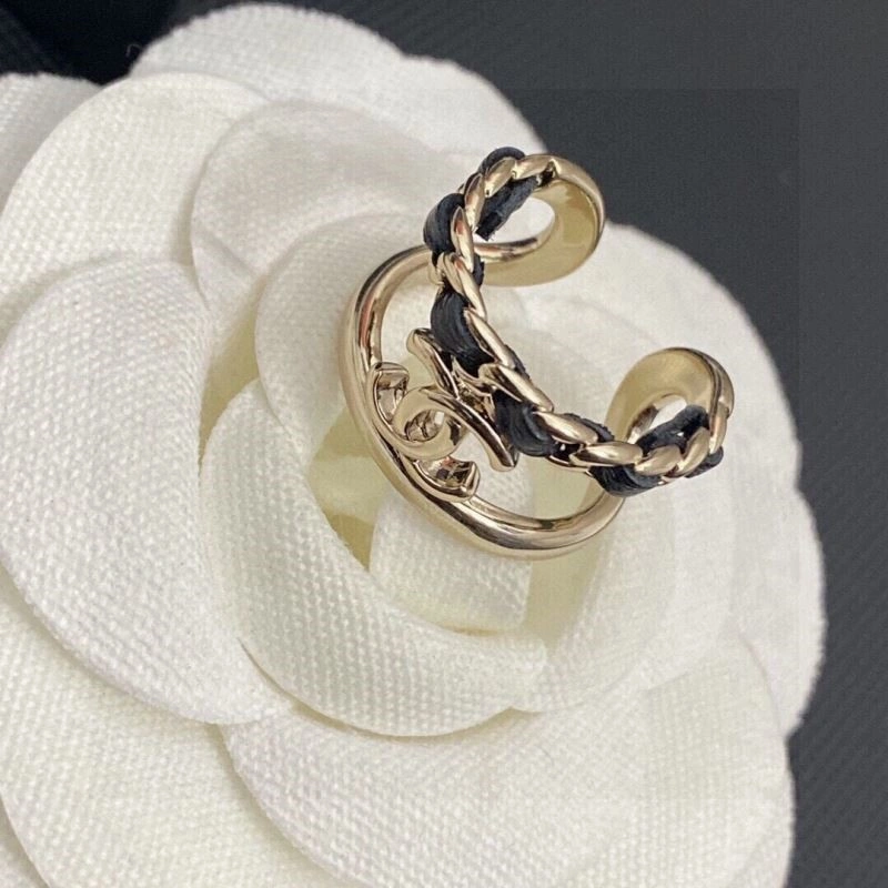 ZipUp Chanel Rings 220512