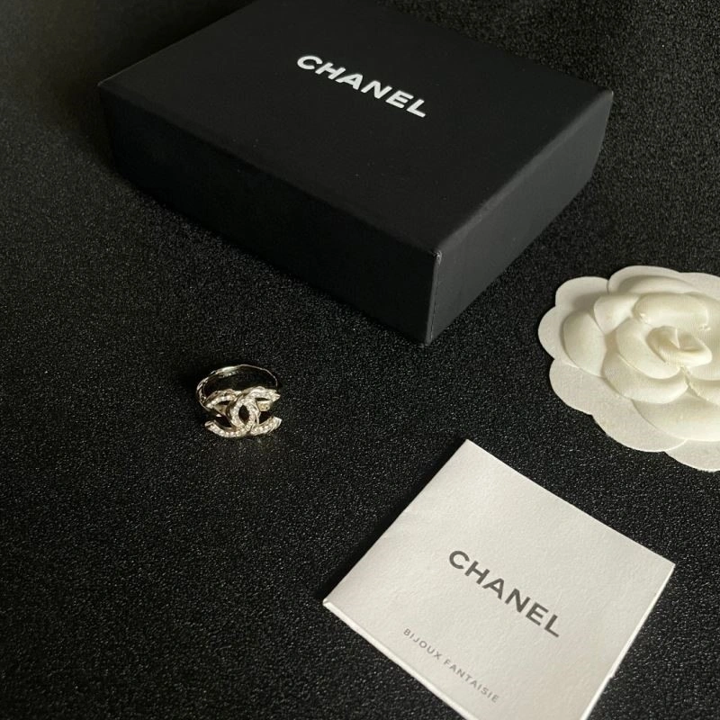 Minimalist Chanel Rings 220513