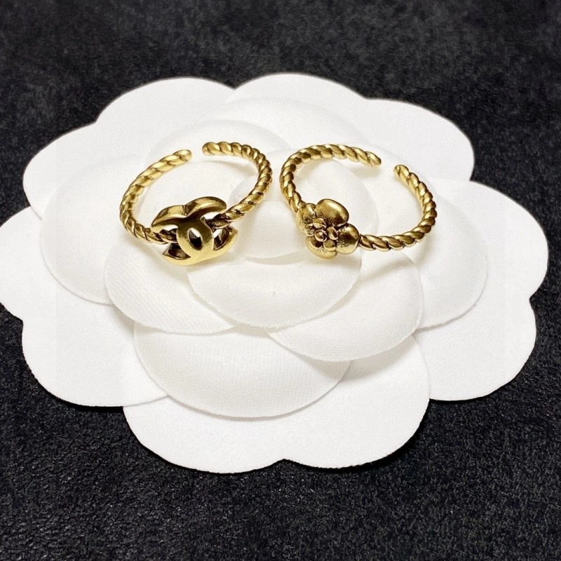 Supportive Chanel Rings 220507