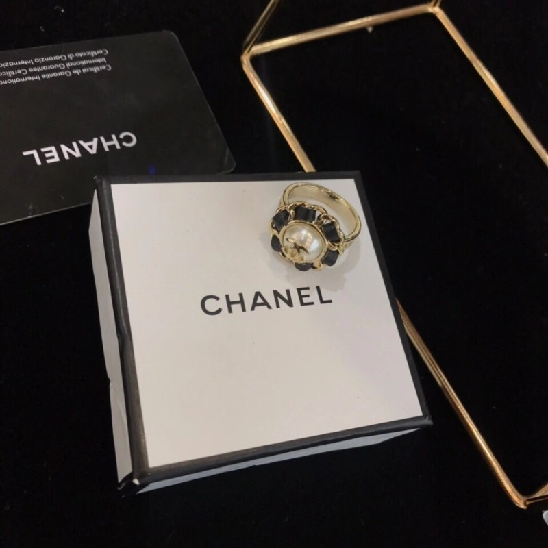 UrbanStyle Chanel Rings 220498