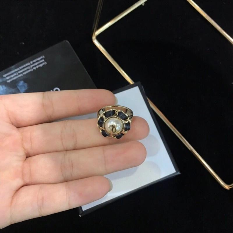 UrbanStyle Chanel Rings 220498
