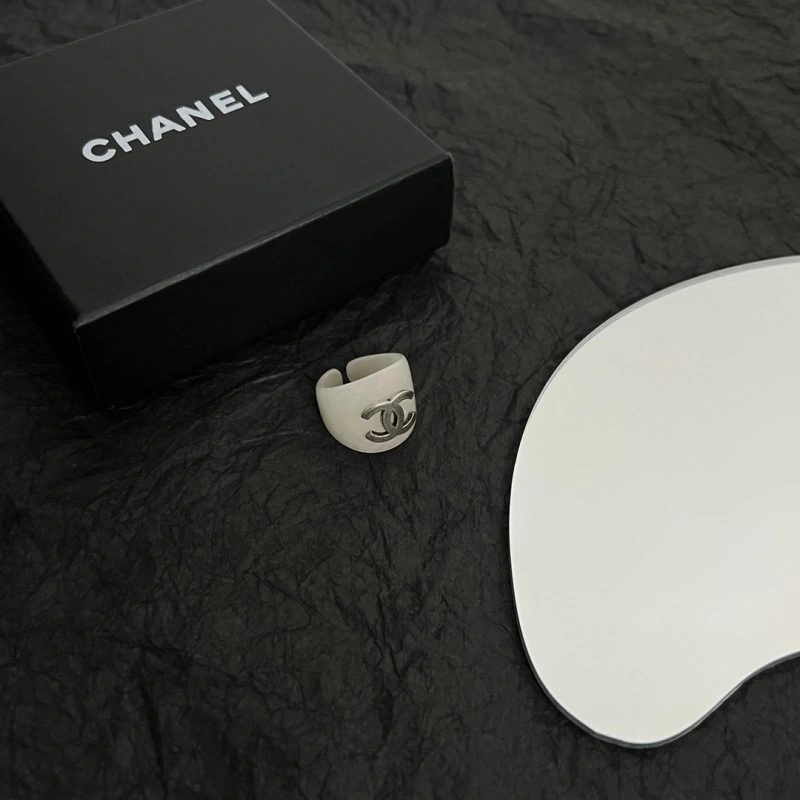 Contemporary Chanel Rings 220487
