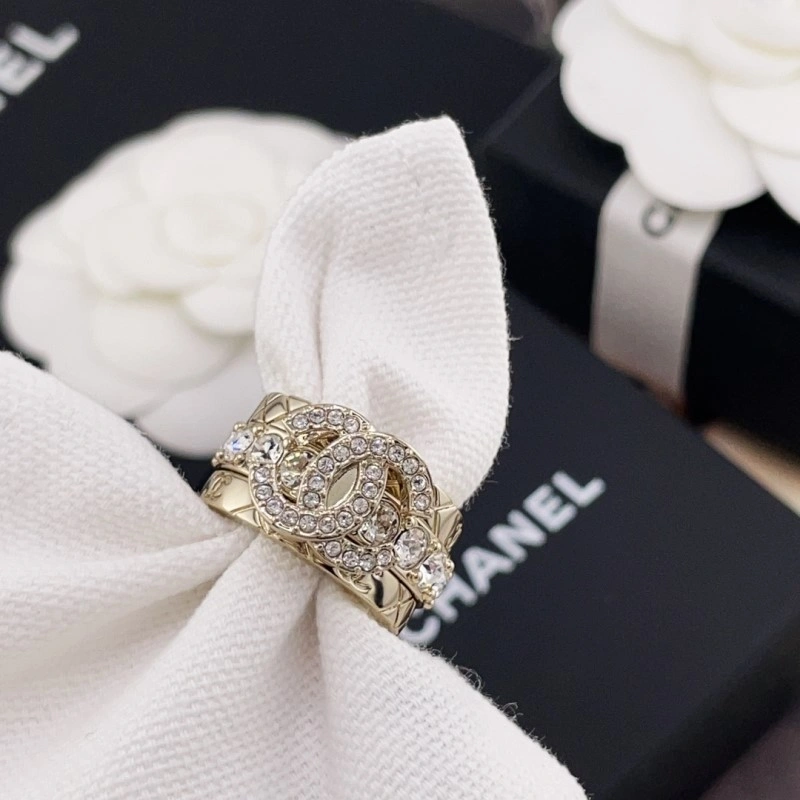 Snug Chanel Rings 218821