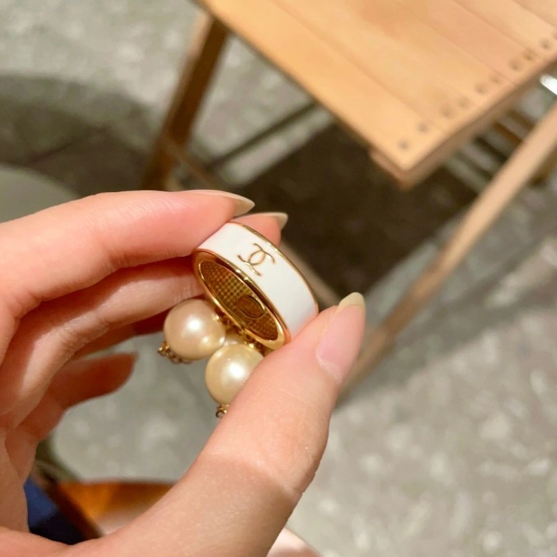 Efficient Chanel Rings 218823