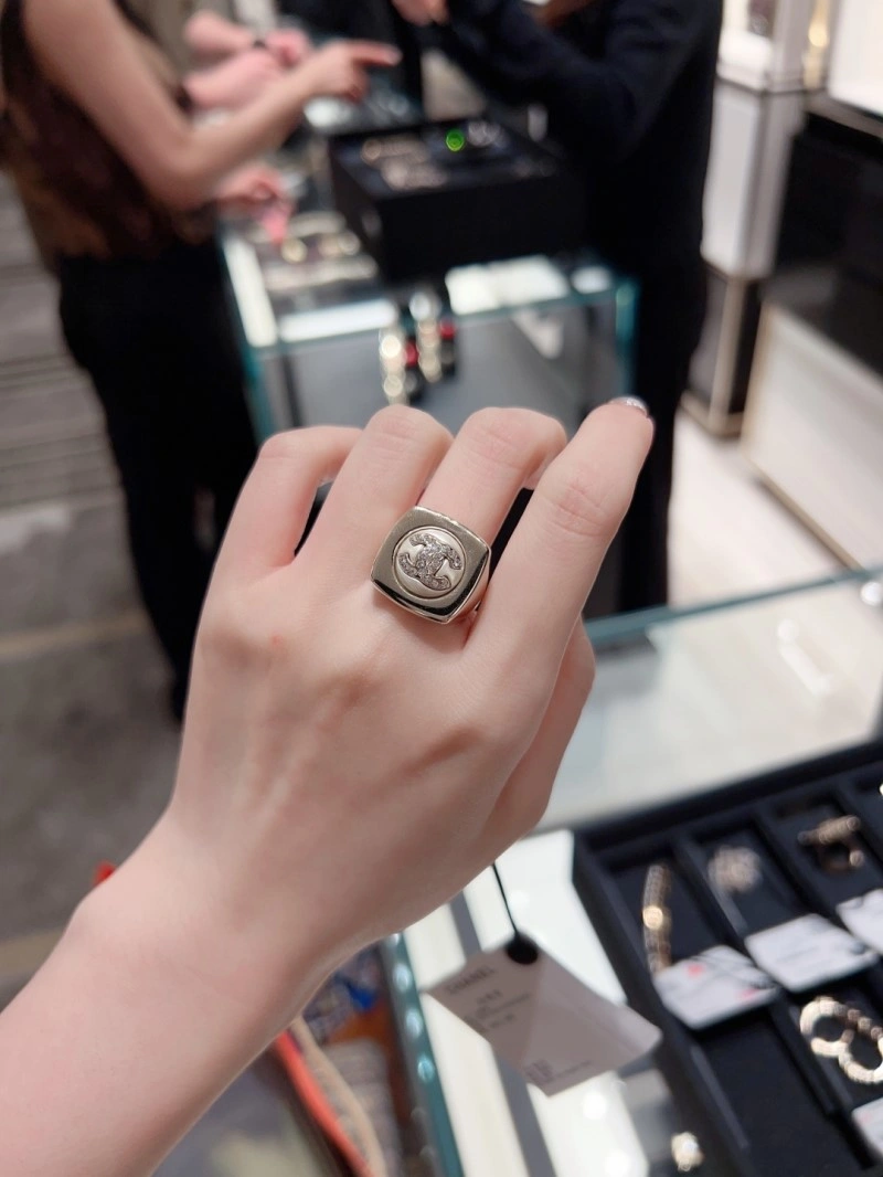 Chanel Rings Compact 218800
