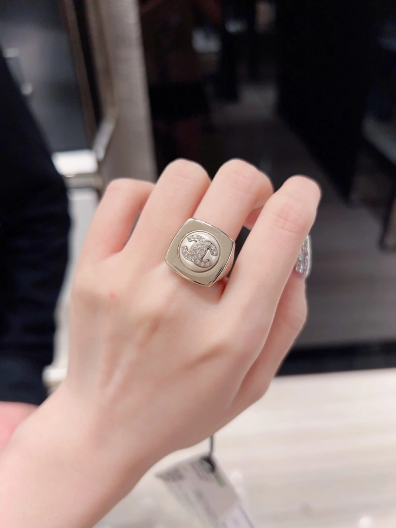 Chanel Rings Compact 218800