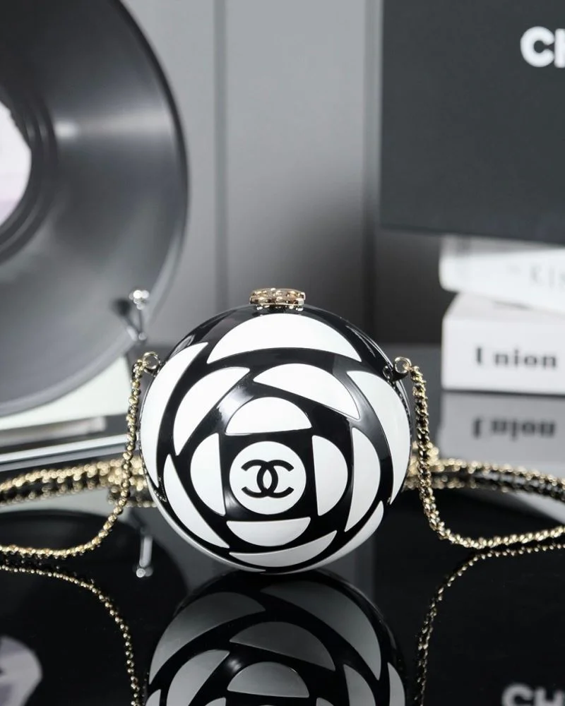HighPerformance Chanel Round Satchel 54835