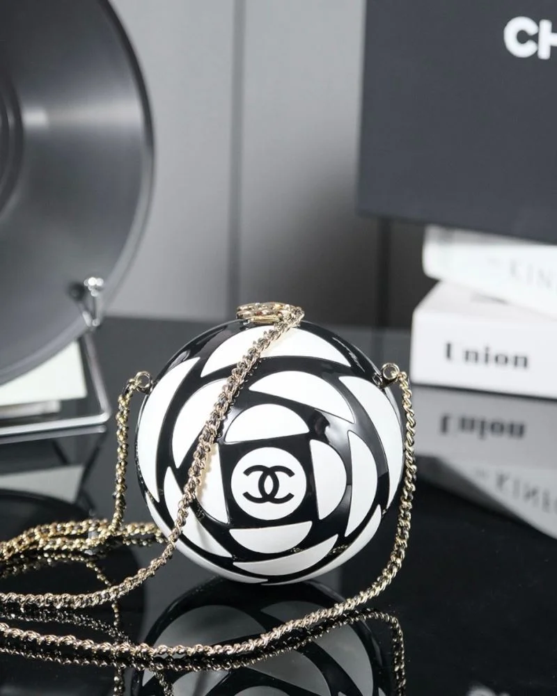 HighPerformance Chanel Round Satchel 54835