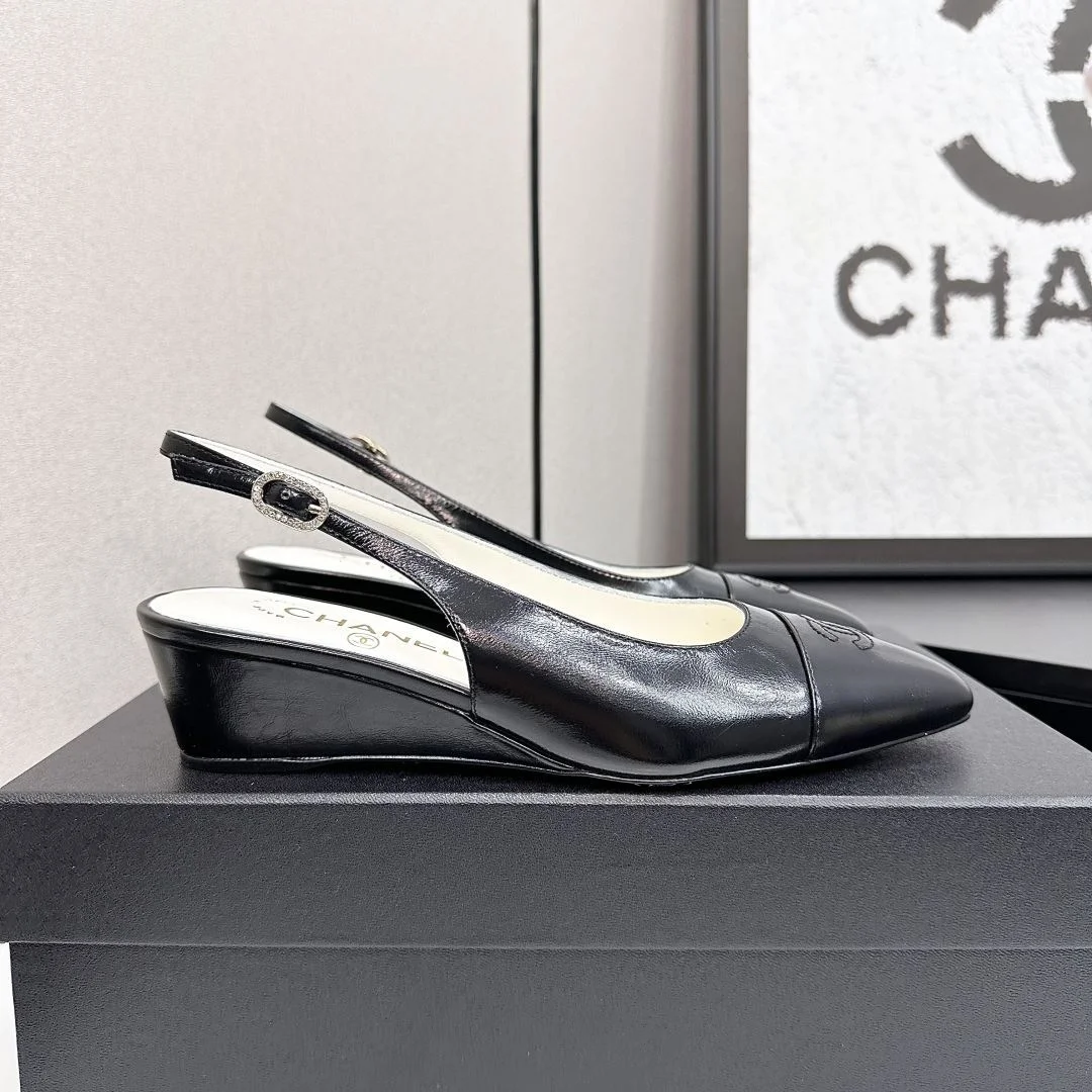 Chanel Sandals Popular 18501
