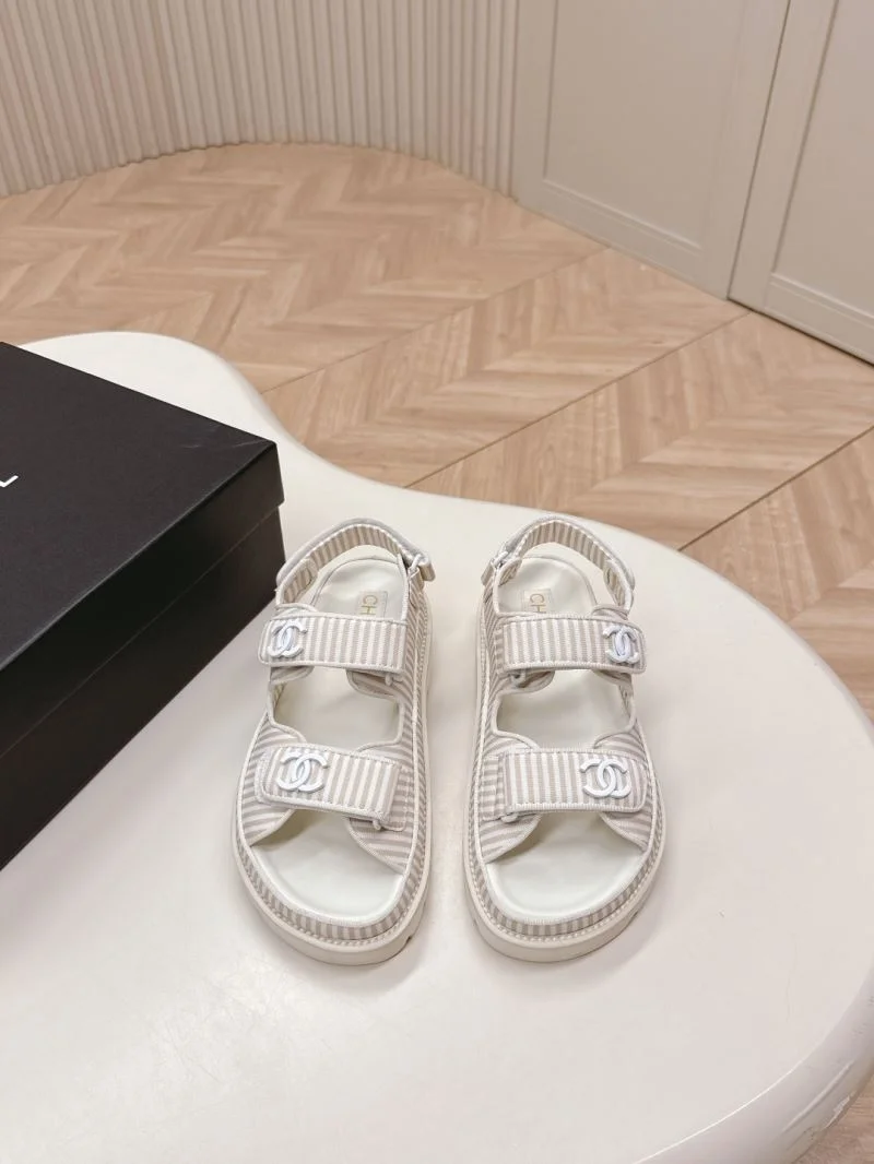 Fashionable Chanel Sandals 20213