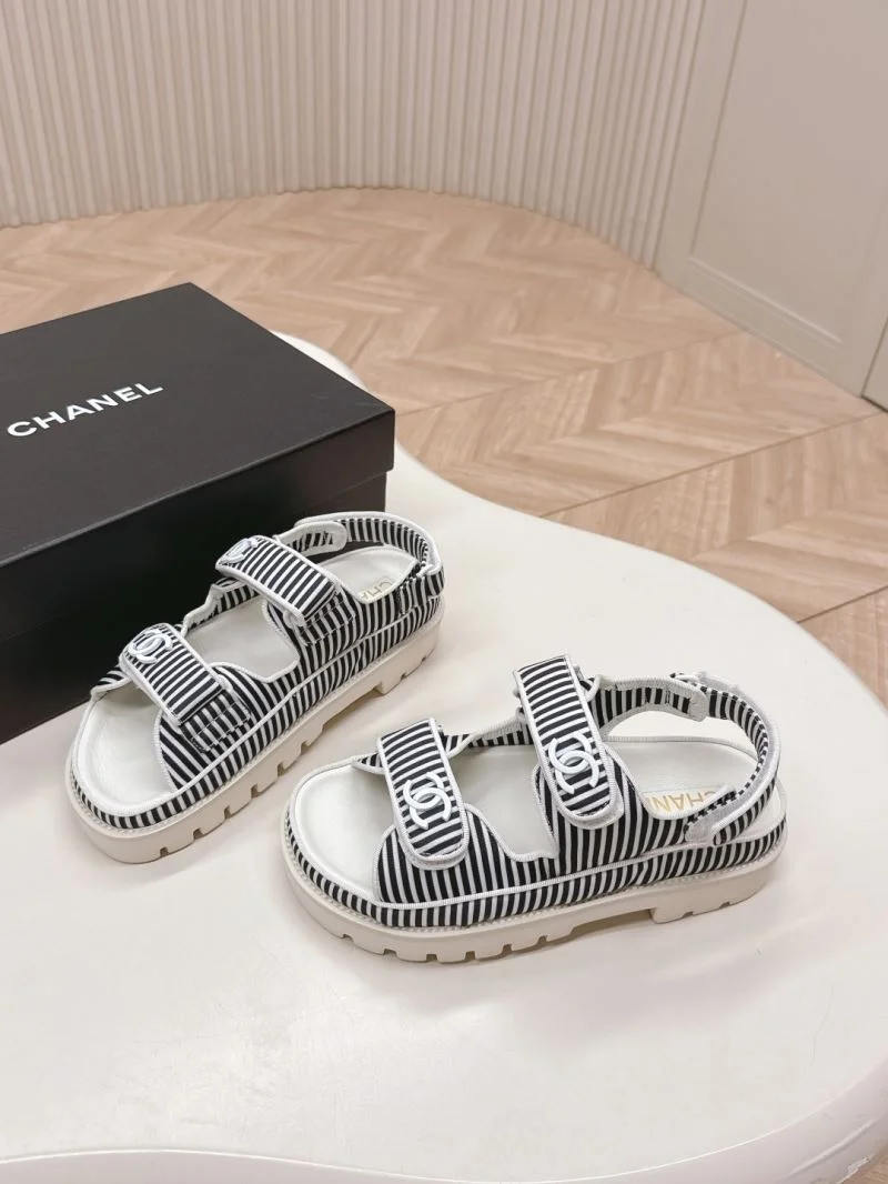 Youthful Chanel Sandals 20225