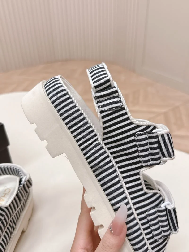 Youthful Chanel Sandals 20225
