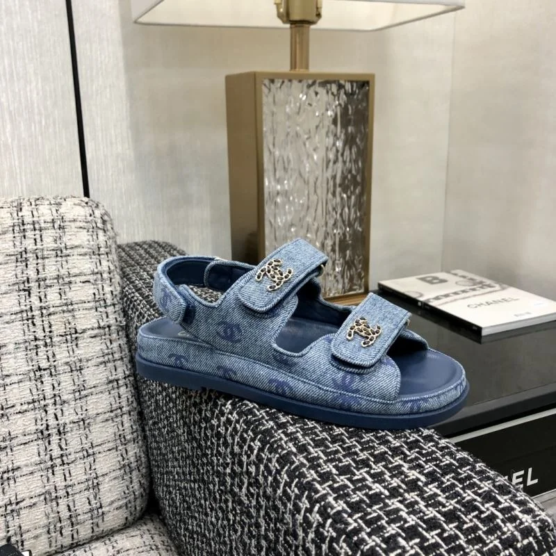 Elegant Chanel Sandals 20185