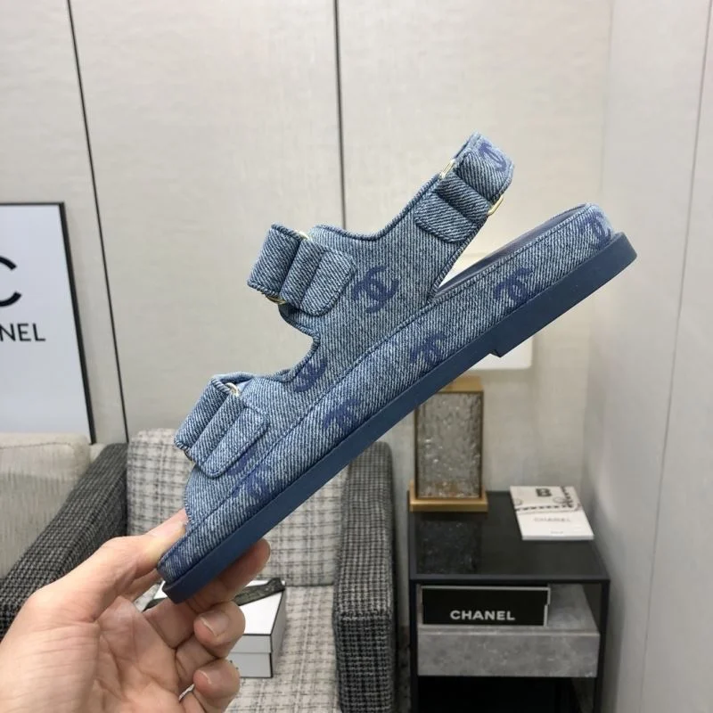 Elegant Chanel Sandals 20185
