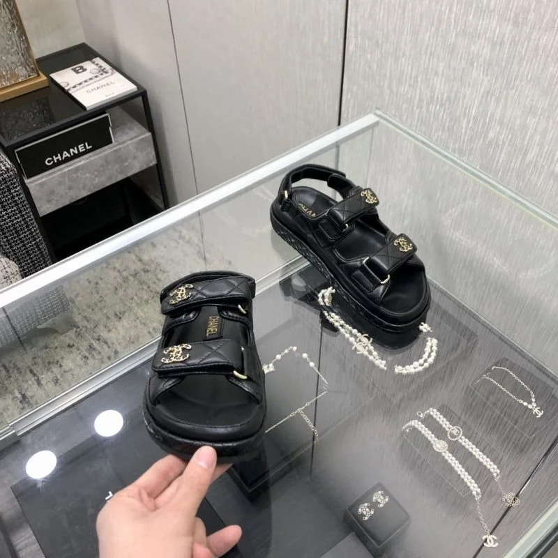 Vibrant Chanel Sandals 20183
