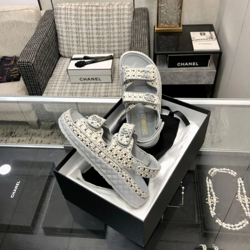Sleek Chanel Sandals 20189