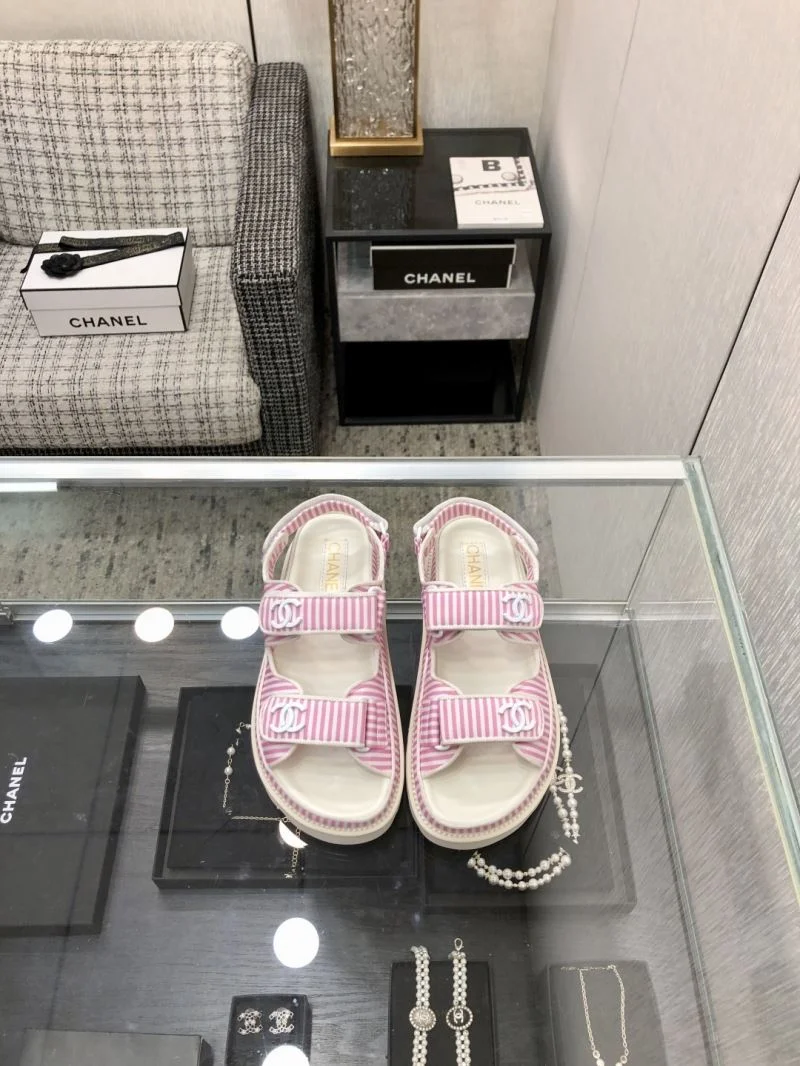Compact Chanel Sandals 20166