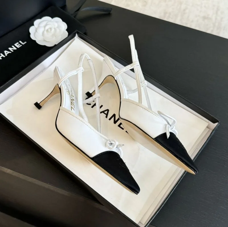Snug Chanel Sandals 20144