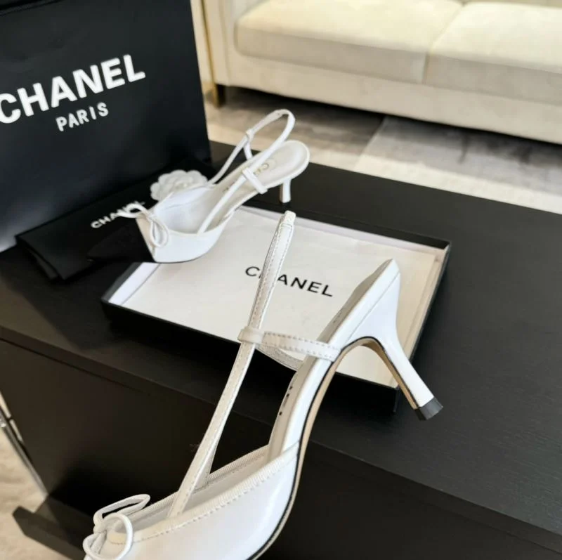 Snug Chanel Sandals 20144