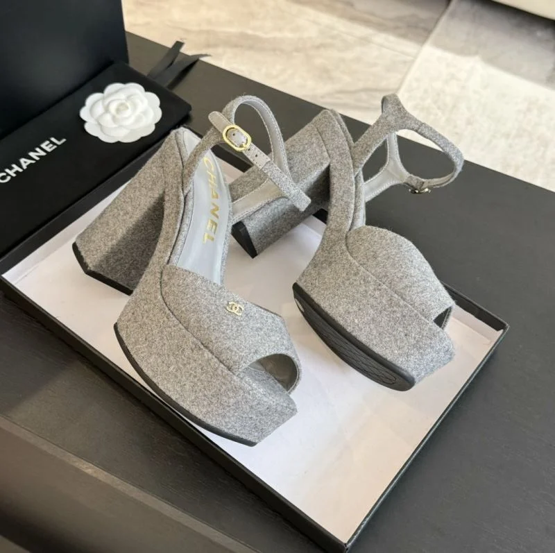 Chanel Sandals Vibrant 20139
