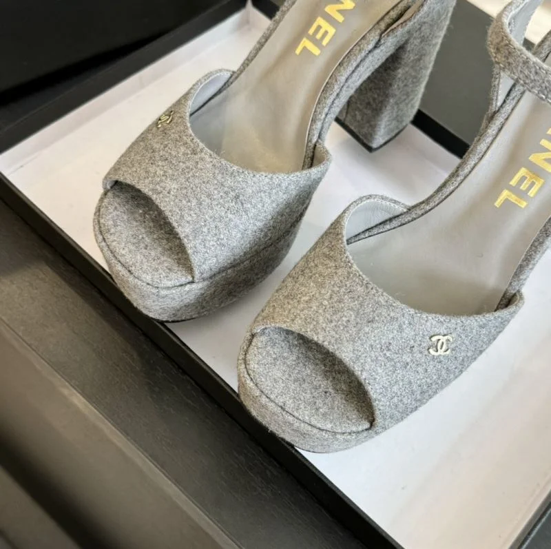 Chanel Sandals Vibrant 20139