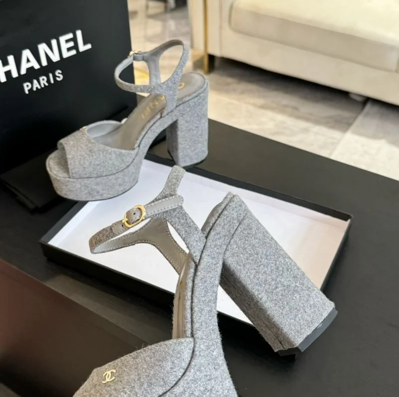 Chanel Sandals Vibrant 20139