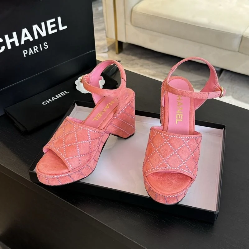 Sophisticated Chanel Sandals 20142