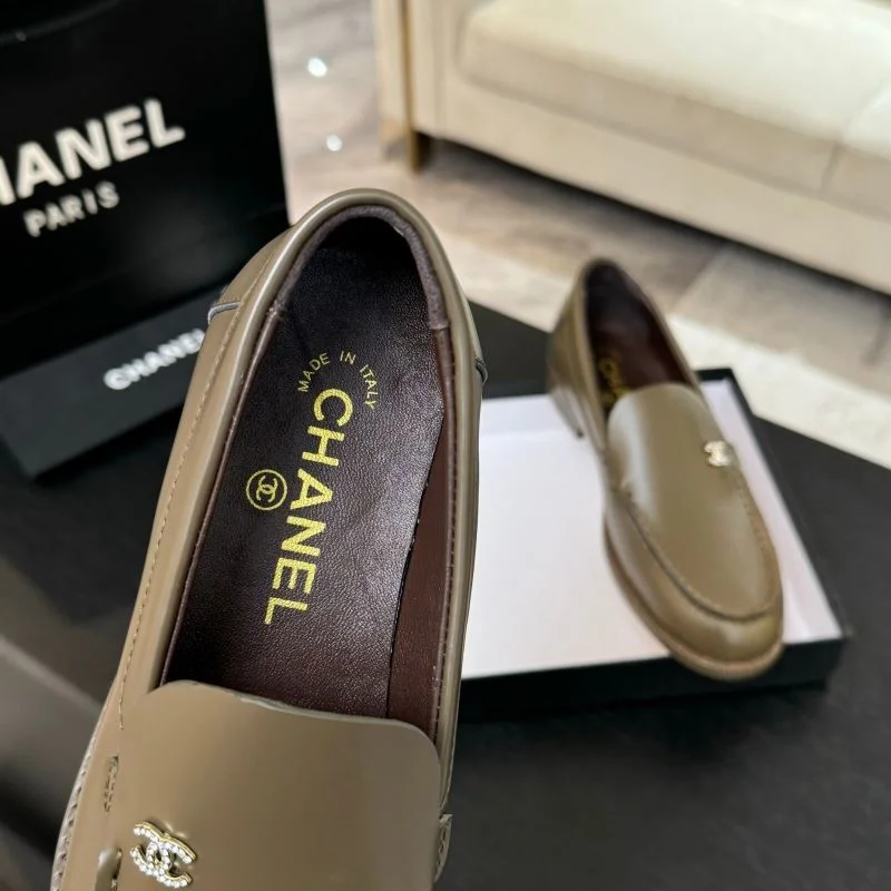 Chic Chanel Sandals 20138