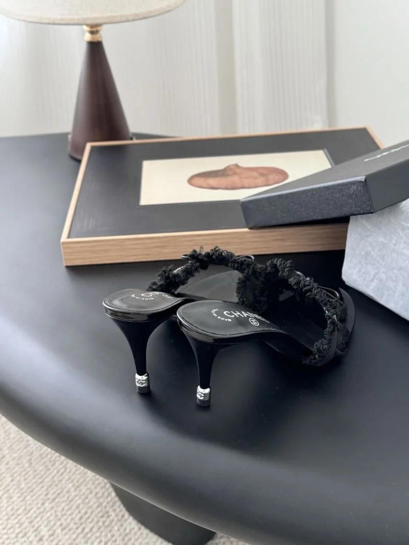 Chanel Sandals Unisex 20116