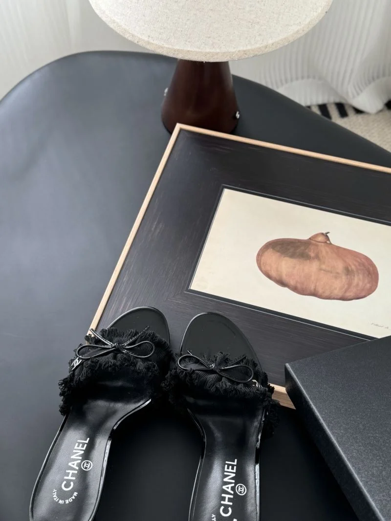 Chanel Sandals Unisex 20116