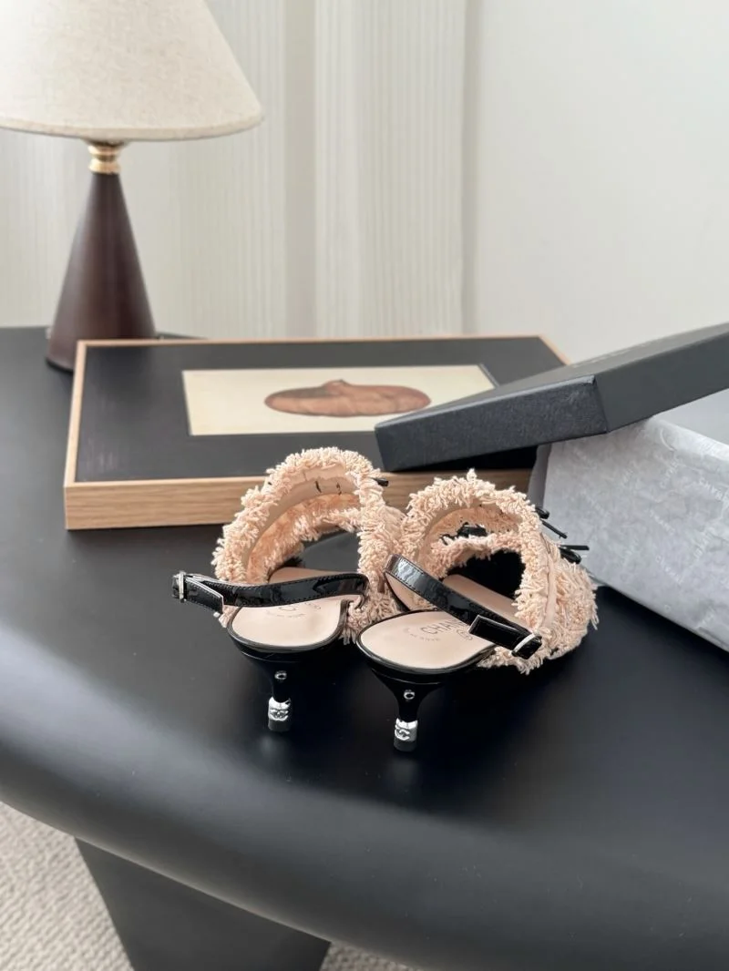 Chanel Sandals Flexible 20109
