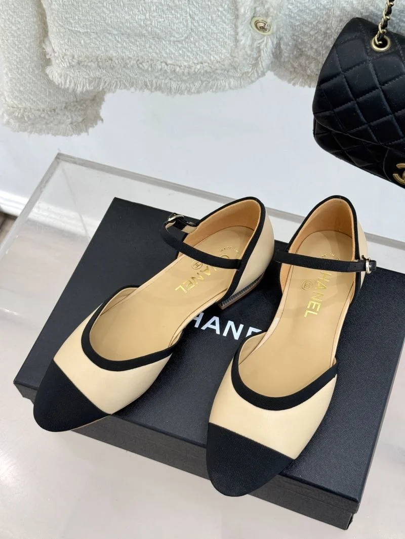Practical Chanel Sandals 20095