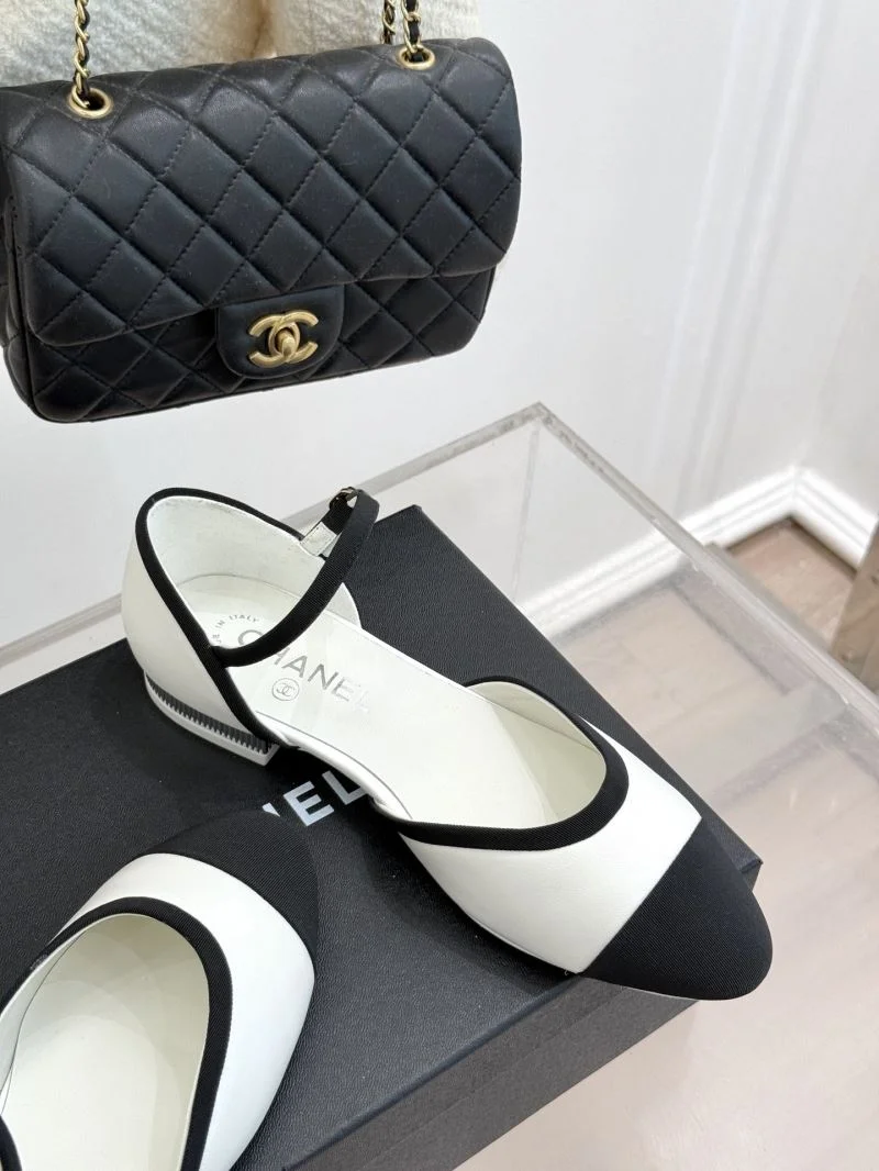 Chanel Sandals Sporty 20094