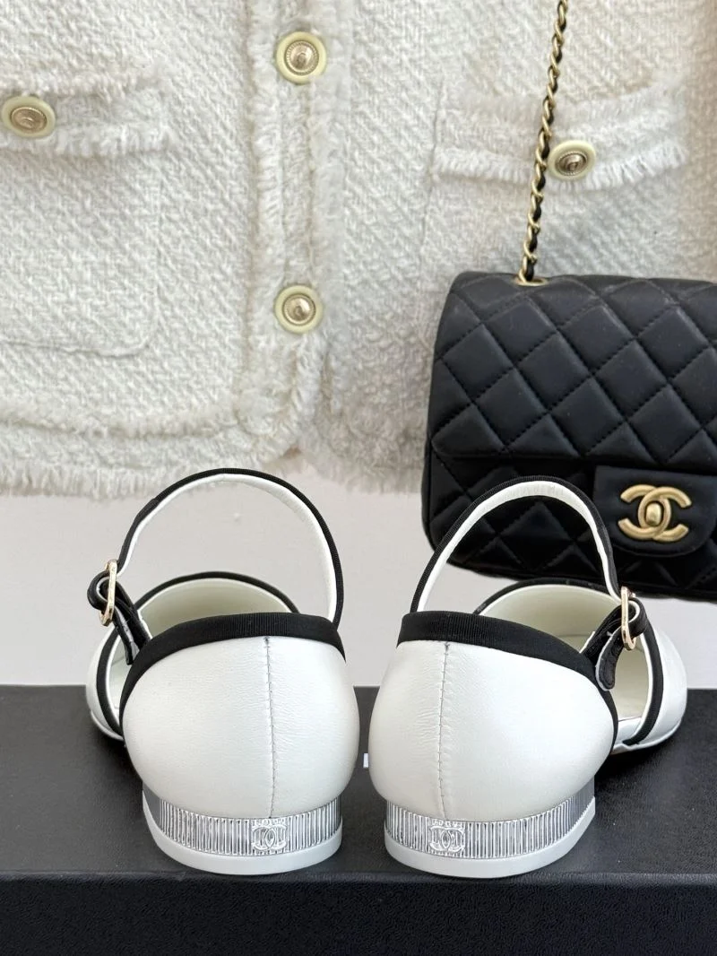 Chanel Sandals Sporty 20094