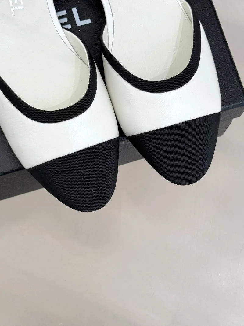 Chanel Sandals Sporty 20094