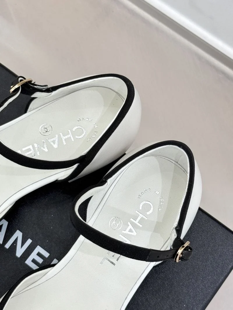 Chanel Sandals Sporty 20094