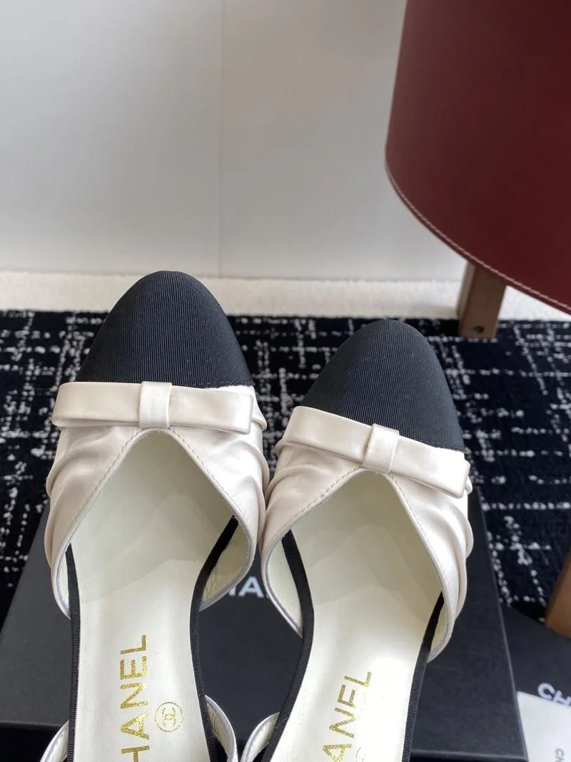Chanel Sandals ModernLook 20091