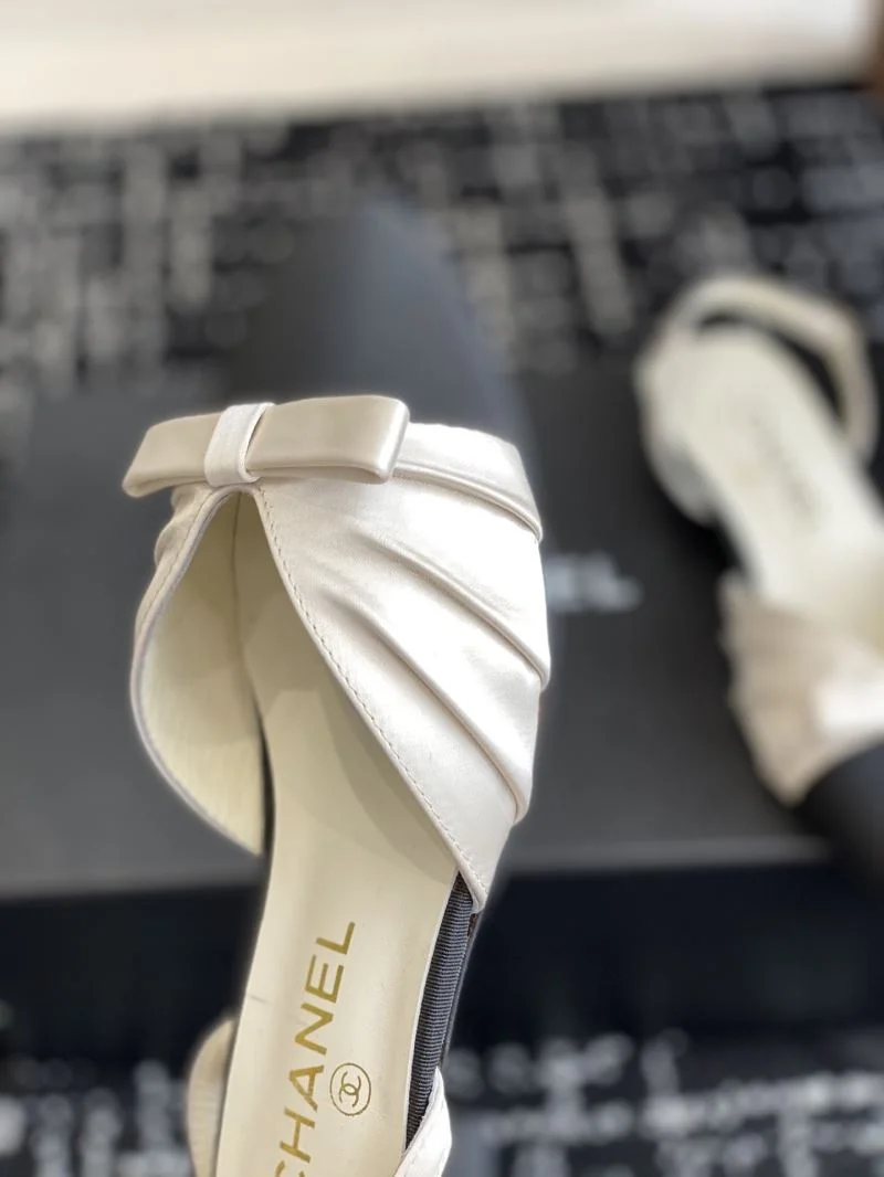 FlexibleFit Chanel Sandals 20086