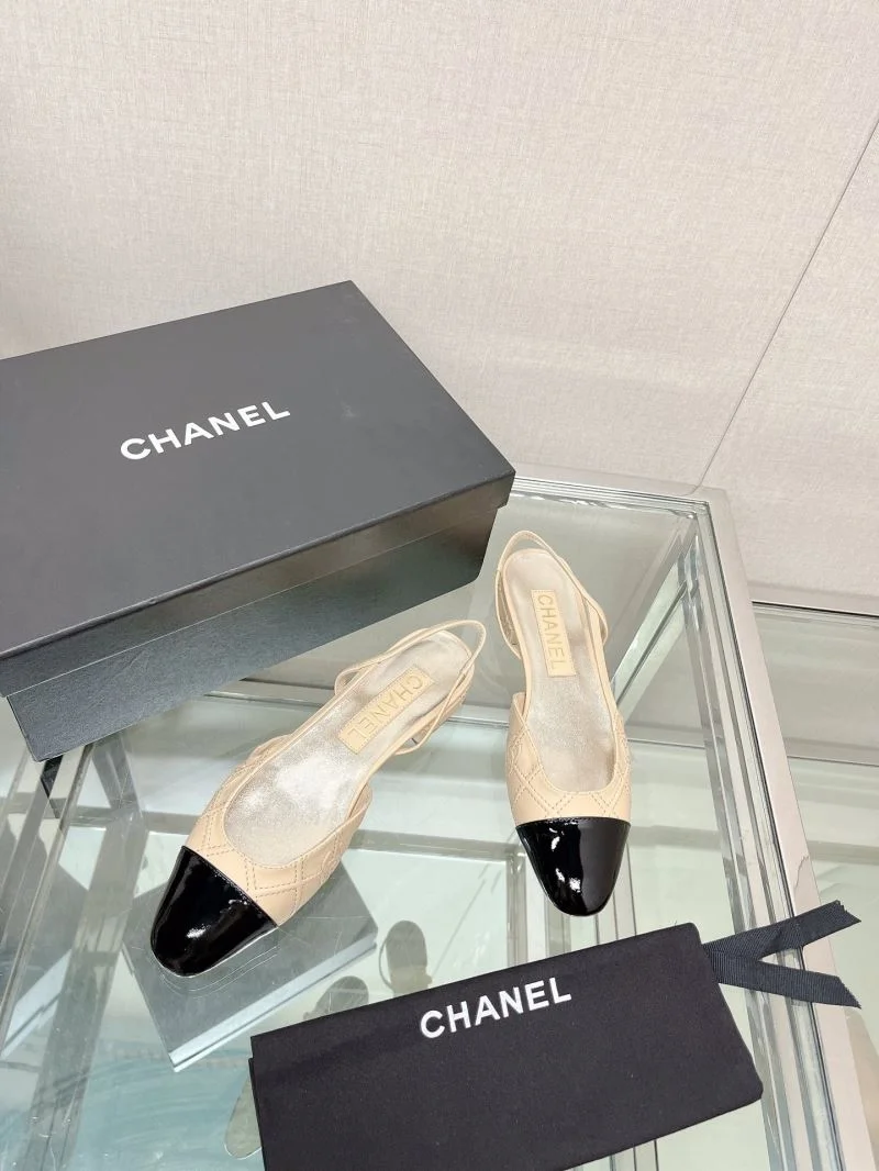 Unisex Chanel Sandals 20055