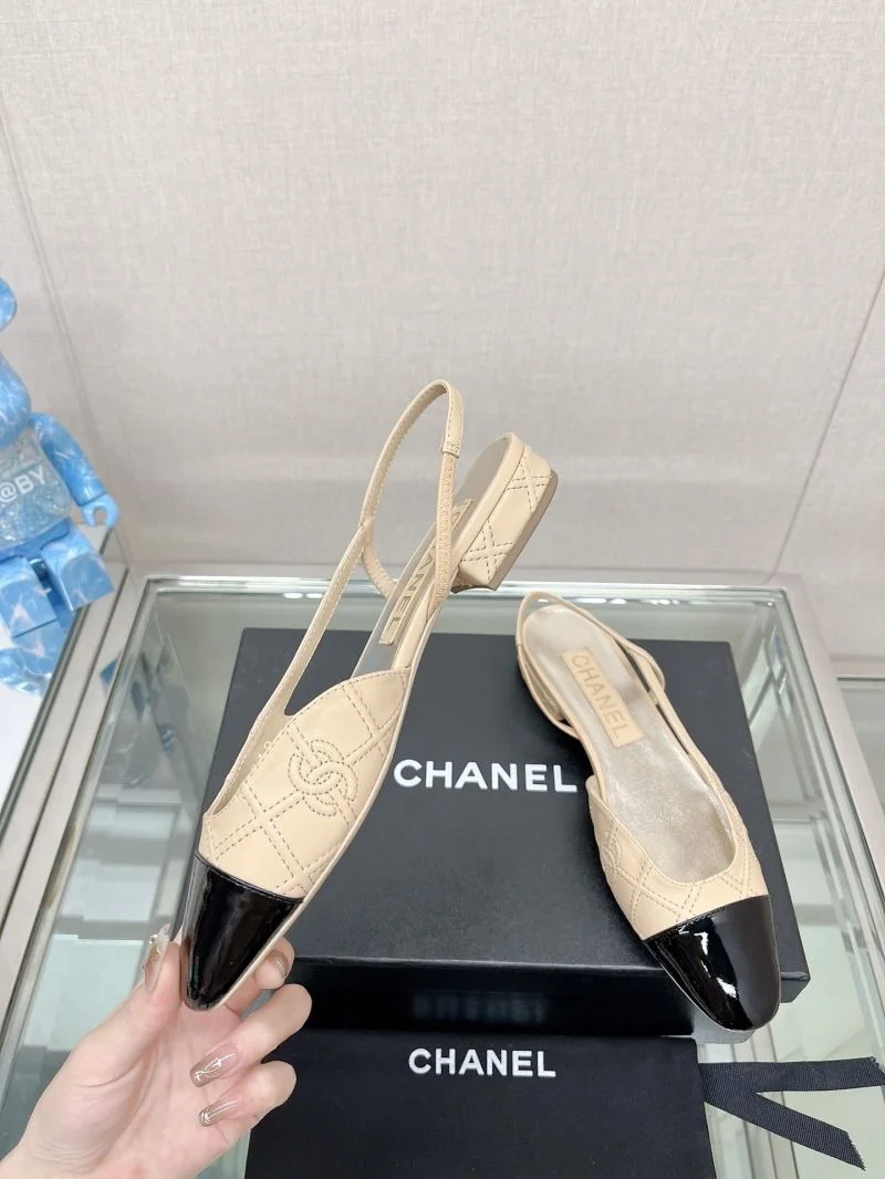 Unisex Chanel Sandals 20055