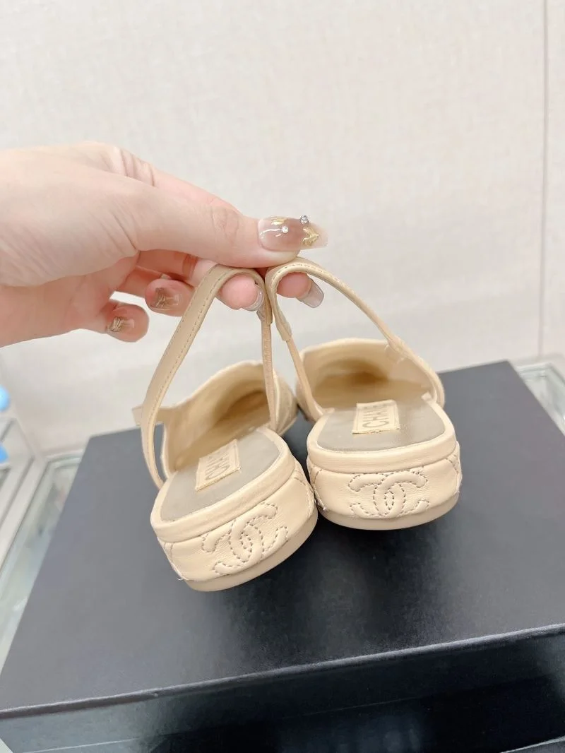 Unisex Chanel Sandals 20055