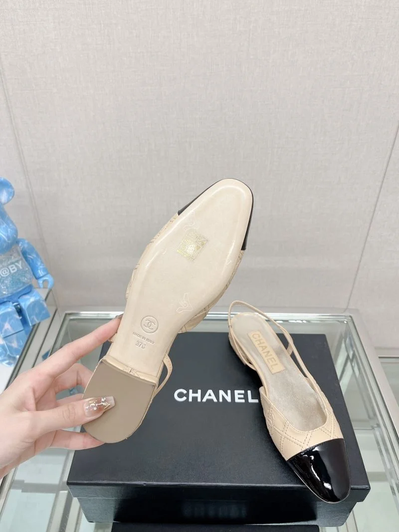 Unisex Chanel Sandals 20055