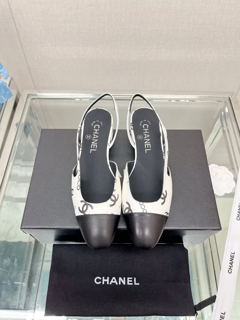 Chanel Sandals Sleek 20051