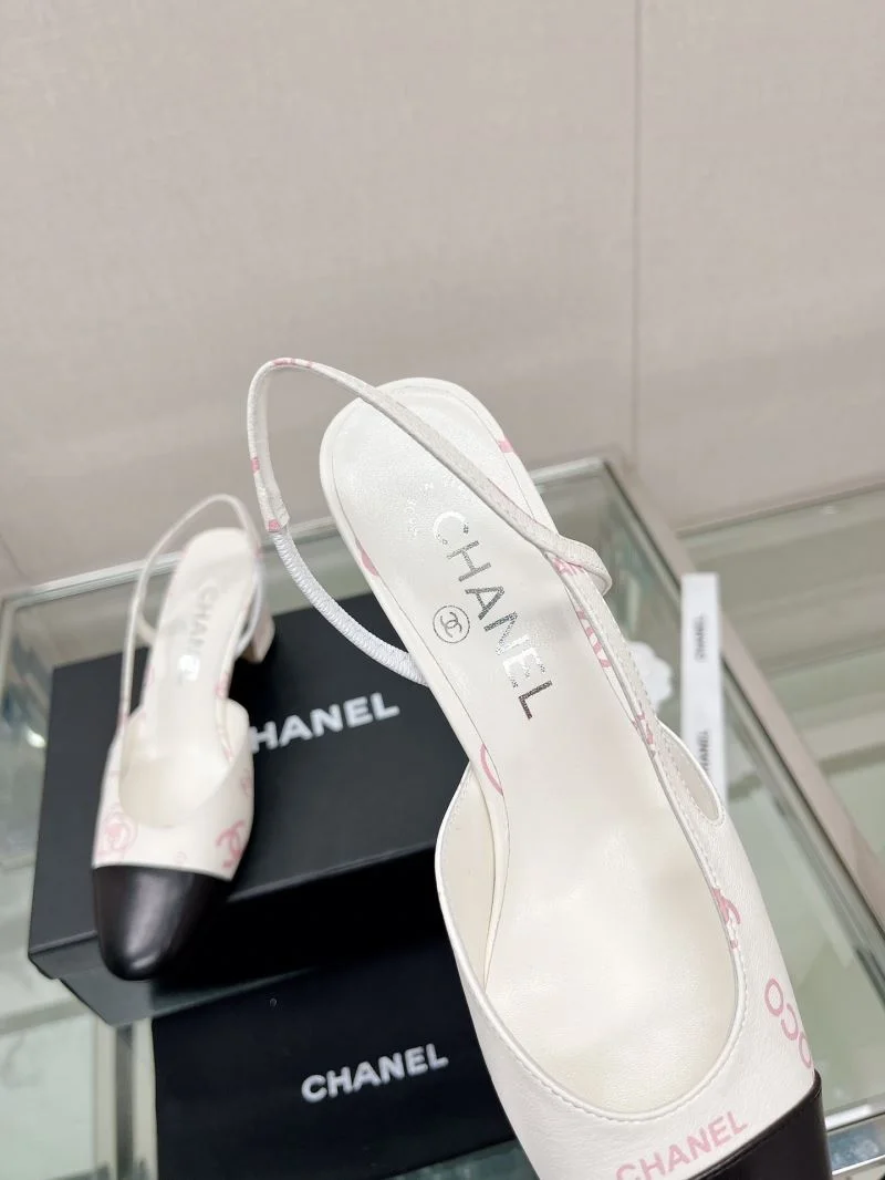 Trendy Chanel Sandals 20050