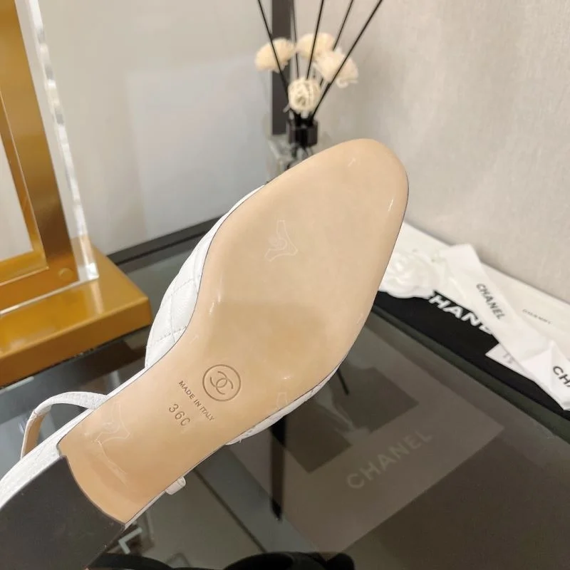 Reliable Chanel Sandals 20036