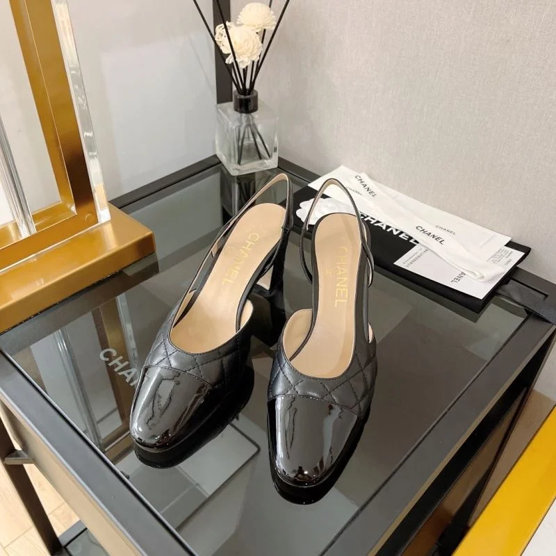 Efficient Chanel Sandals 20033