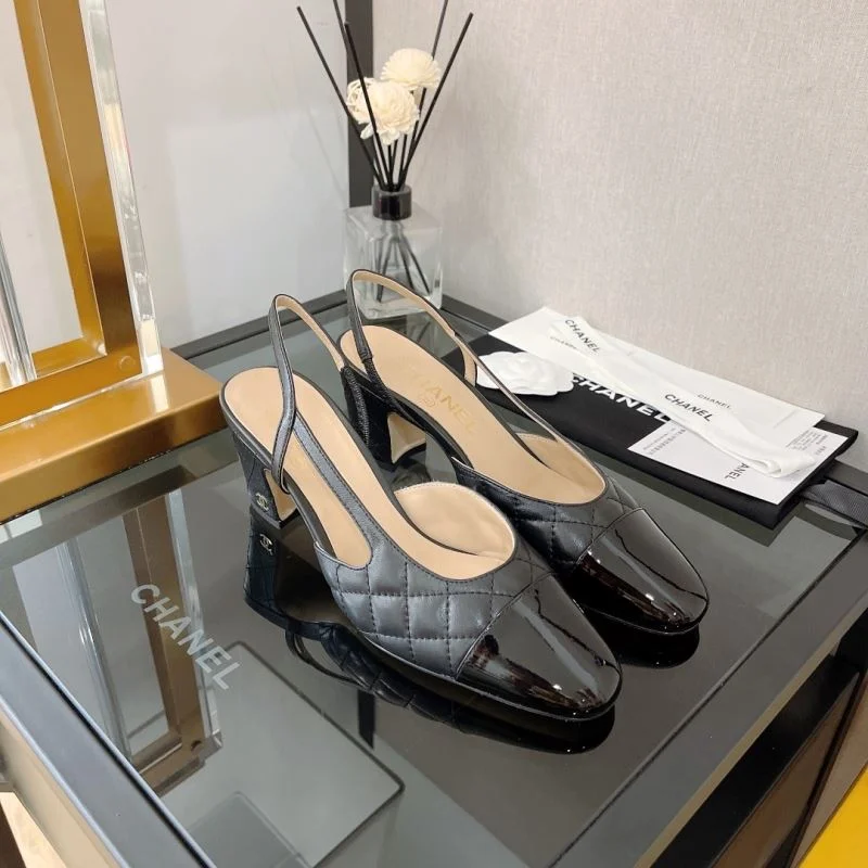 Efficient Chanel Sandals 20033