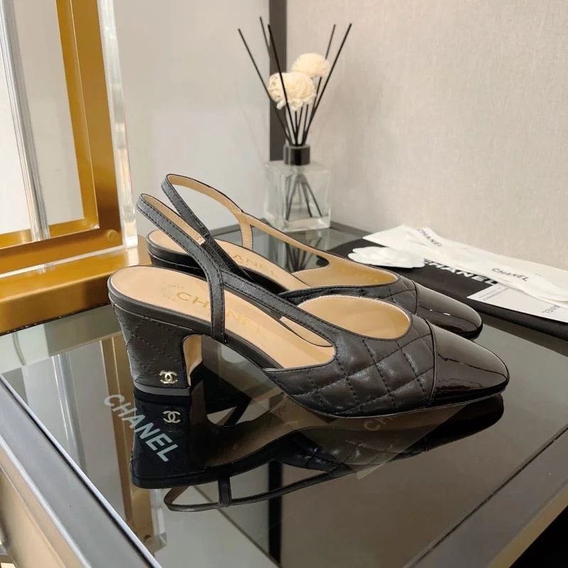 Efficient Chanel Sandals 20033