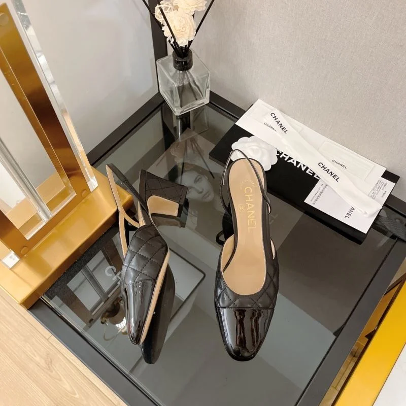 Efficient Chanel Sandals 20033
